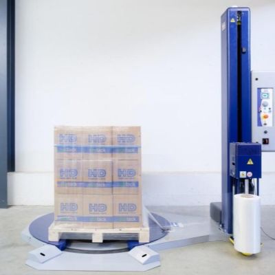 Palettenwickler automatisch mit Hufeisen-Aussparung